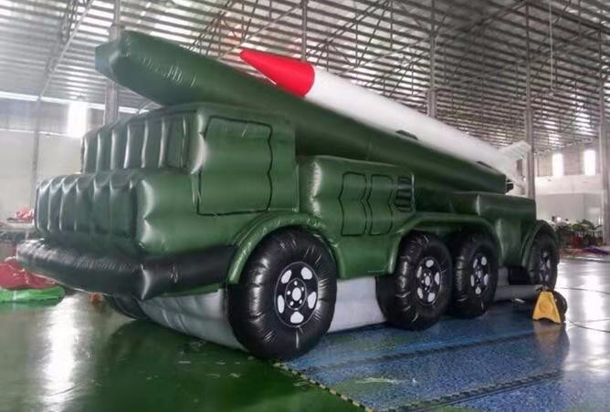 阿鲁科尔沁迷彩导弹车